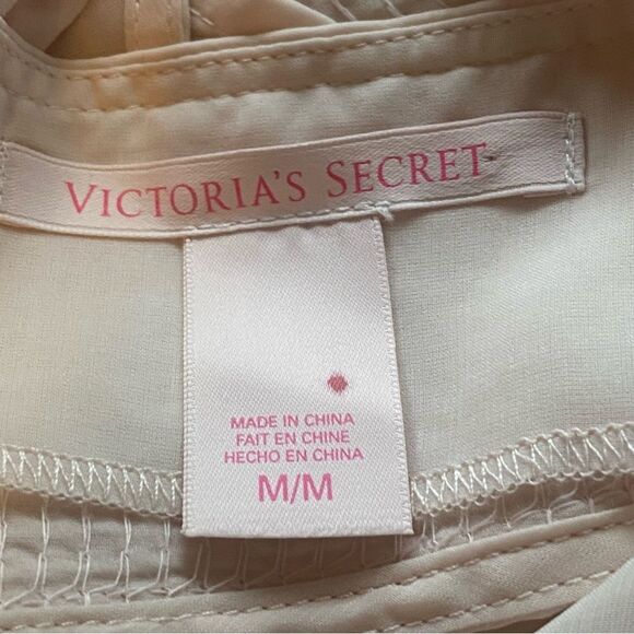 Victoria's Secret Pale Pink Semi Sheer Sequined High Neck Sleeveless Top Size M - Picture 3 of 13